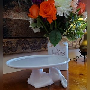 White Ceramic Bunny Pedestal Cake Stand